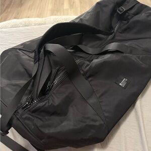 Lululemon duffel bag